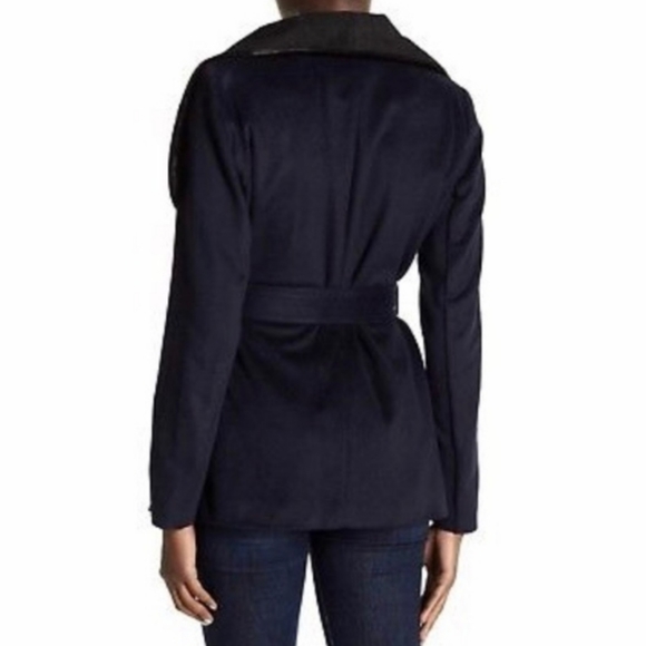 BCBG Shawl Navy Wool Blend Coat Size XS - Picture 2 of 2